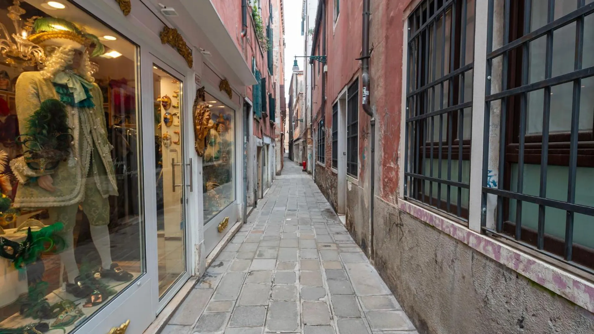 Ca' Petunia - Venice Art Apartment Italy