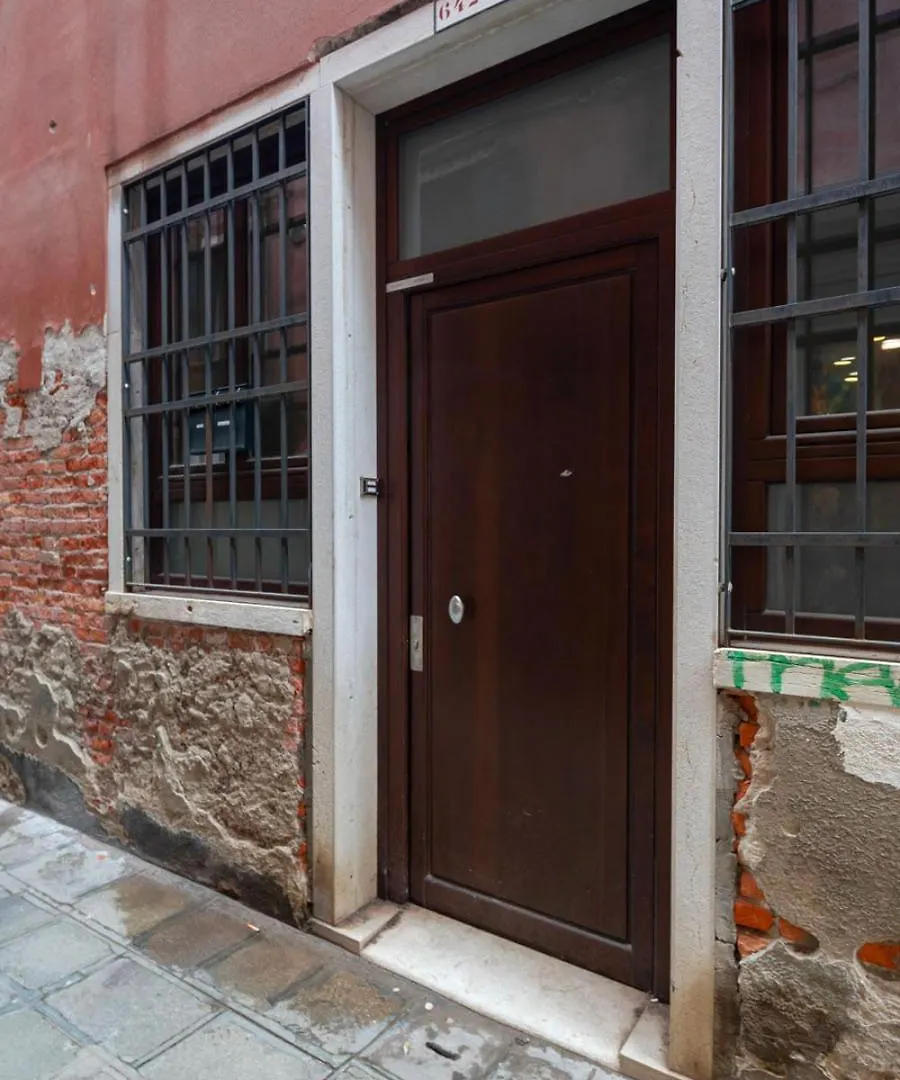 Ca' Petunia - Venice Art Apartment